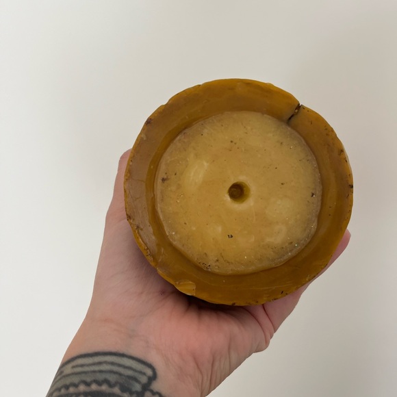 Vintage German Renaissance bees wax candle - Picture 5 of 5